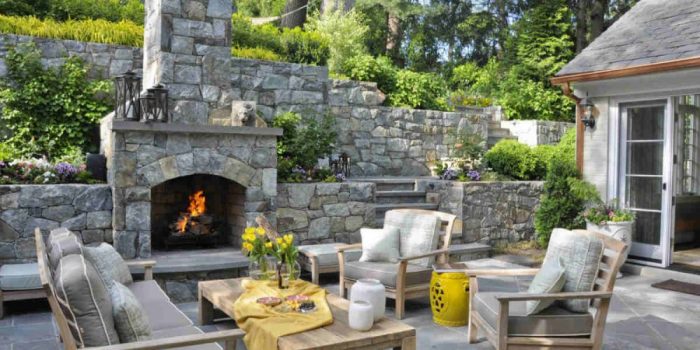 Backyard Entertainment: Outdoor Projectors and Speakers