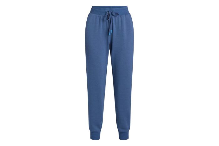 Luxury loungewear for women: the ultimate comfort trend The Comfort Revolution: Loungewear That Works Outside